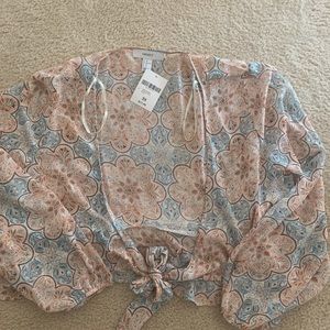 Plus Size Sheer front tie crop top.